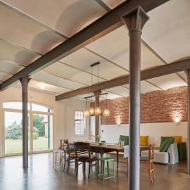 re~barn - Modern Country Stay, hotel di Essel