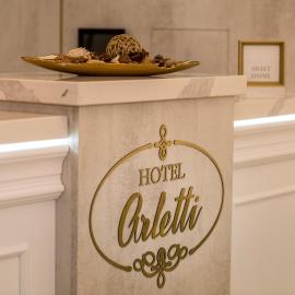 Arletti Hotel