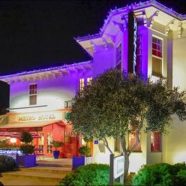 metro hotel and Cafe, hotel v destinácii Petaluma
