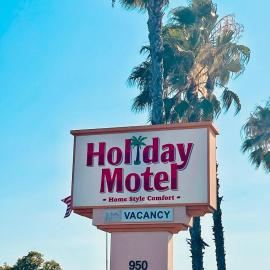 Holiday Motel Oakdale, готель у місті Окдейл