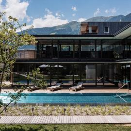 zelloon boutique hotel, hotel u gradu 'Zell am Ziller'
