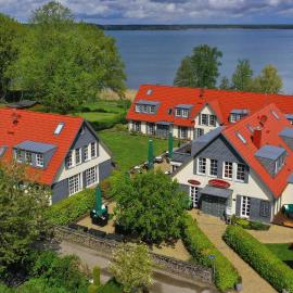 Fleesensee Resort & Spa, hotel en Göhren-Lebbin
