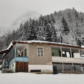 Laia's Guesthouse, hotel in Khaishi