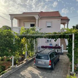 Apartmani Mirela