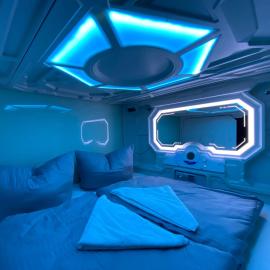 Space Night Capsule Hostel, hotel em Berlim