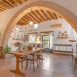Hidden Gem of Afandou , Traditional House & Patio