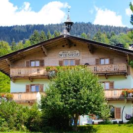 Hotel Garni Wieshof, hotel v destinácii Kirchberg in Tirol