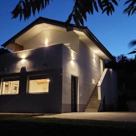 Grajsko, Hotel in Metlika