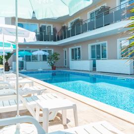 Gradina Holiday