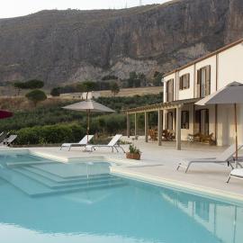 Tenuta Torrebianca Villa con Piscina panoramica, hotel in Erice