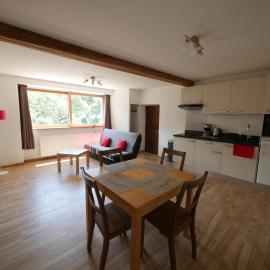Appartement T2 40m2 avec extérieur 4 couchages, hotell sihtkohas Saint-Bonnet-en-Champsaur
