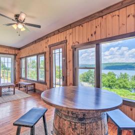 Watkins Glen Lakeview Cottage w/ Waterfall!