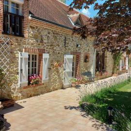 Les 3 Roses, hotel em Anjouin