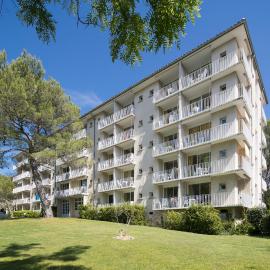 Résidences LES HAUTES PLAINES, хотел в Греу-ле-Бен