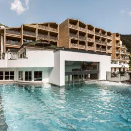 Viesnīca Falkensteiner Hotel Falkensteinerhof l 4 Star Superior pilsētā Vallesa