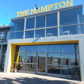 The Hampton Exclusive Guesthouse, hotel in East London