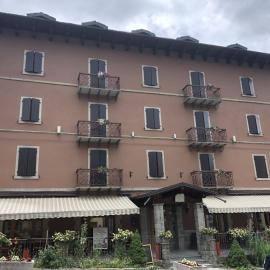Hotel Appennino، فندق في فيومالبو