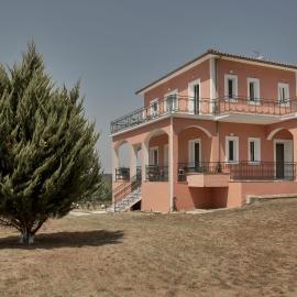 Villa Ancient Olympia by PCL