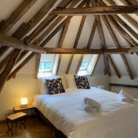 Altegaar, Hotel in Zottegem