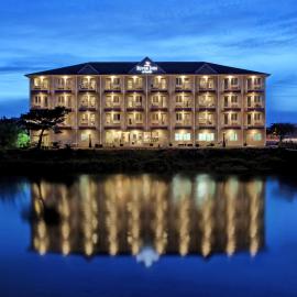 River Inn at Seaside, מלון בסיסייד
