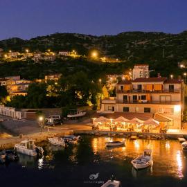 Porto Romantico 1، فندق في سفيتي يوراي