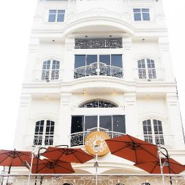 Gandhi Inn