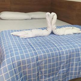 Pousada Quarto família ar, frigobar,wi fi, hotel in Aparecida
