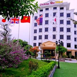 Thông Đỏ Hotel, hotell sihtkohas Vinh