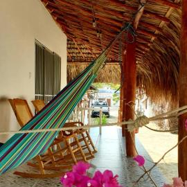 Cabañas La Cuchita RNT 61621, hôtel à Coveñas