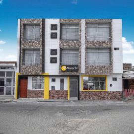 Maximus Inn, hotel di Sechura
