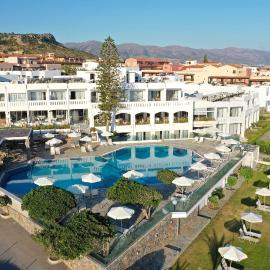Maritimo Beach Hotel, hôtel à Sissi