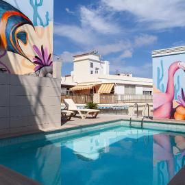 Apartamentos Mayal con Piscina