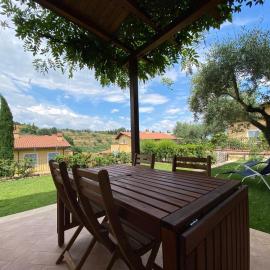 La casetta nel giardino