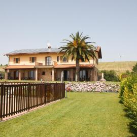 Casa Vacanza Il Malandrone, hotel Vadában