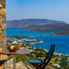 Athina Stunning Elounda View Apartment, Hotel in Elounda