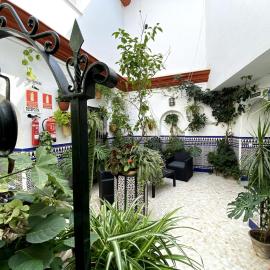 Hostal Mellizo, Hotel in Lebrija
