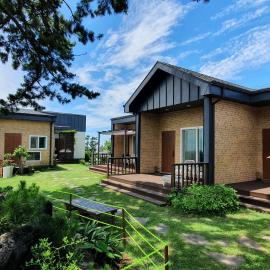 Wind Jeju Cafe & Pension
