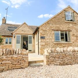 12 Manor Farm Close: Kingham şehrinde bir otel