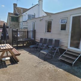 the jackdaw pub SELF CATERING STATIC CARAVAN free breakfast supplied, ξενοδοχείο σε Tadcaster