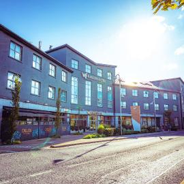 Harbour Hotel, khách sạn ở Galway