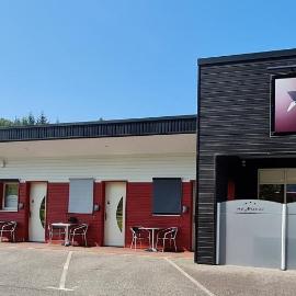 Hôtel NoMinoé, ξενοδοχείο σε Locminé