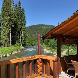 Pensiunea Vanatorul, hotel in Obarsia-Lotrului