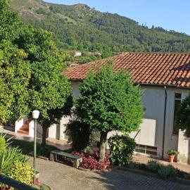 Pensão Continental Machado, hotel in Caldelas