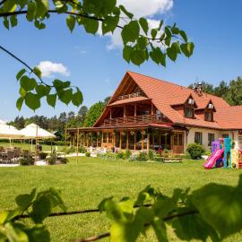 Dworek Dąbrowa, hotel in Tomaszów Lubelski