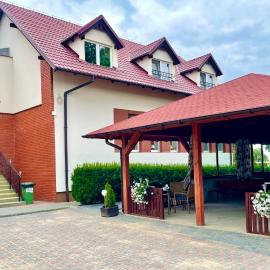 Przystań Biskupińska, hotel en Biskupin