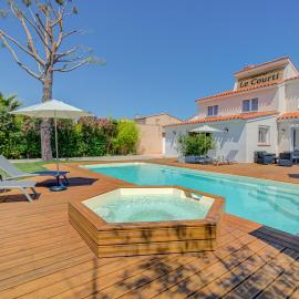 Domaine Le Courti, hotel din Le Barcarès