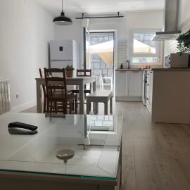 Casa Barrionuevo 1, hotel in Segovia