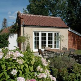 Field Cottage Bed and Breakfast