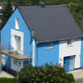 Das Blaue Haus - Ferienhaus, hotelli kohteessa Boppard