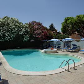Hotel Gaston